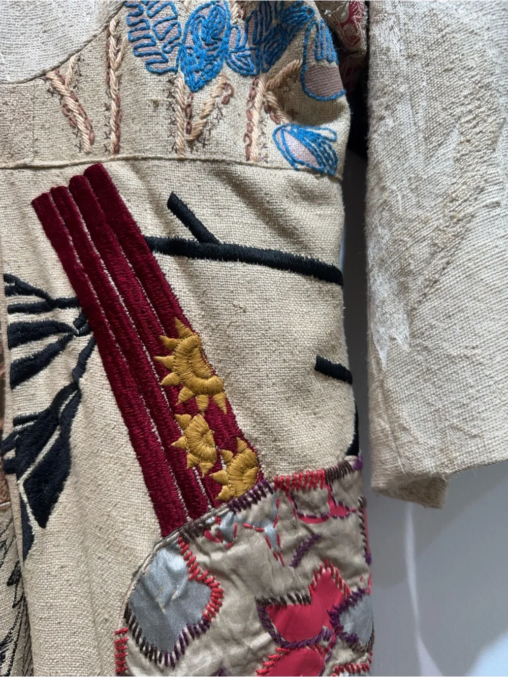 Unique Dries Van Noten Embroidered Beige Kimono Coat - Picture 14 of 15